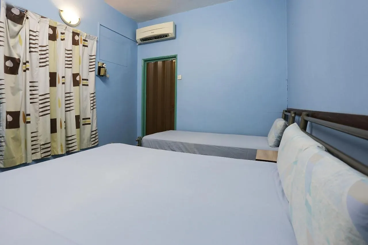 **  SPOT ON 89989 Wispering Hotel Johor Bahru Ma­lay­sia